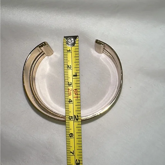 ✨💛 Gold Cut out Cuff Bangle with 3 lines from Nordstrom 💛✨ - Picture 8 of 11